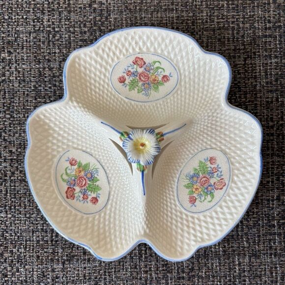 UNBRANDED Vintage Ceramic Floral 3 Section Relish Dish Tray W/Handle 8” Japan - Picture 2 of 15